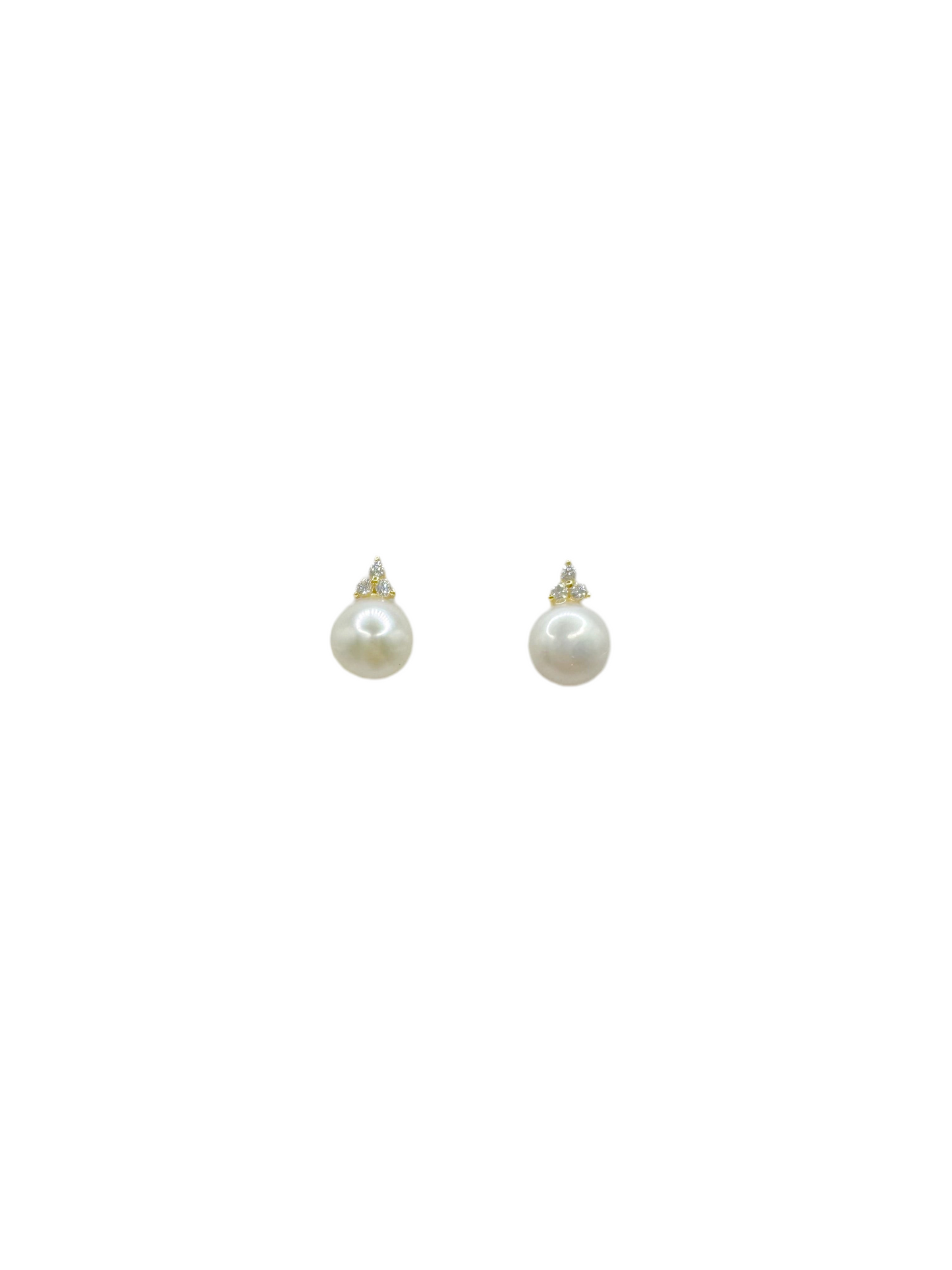 Pearl studs with zirconia